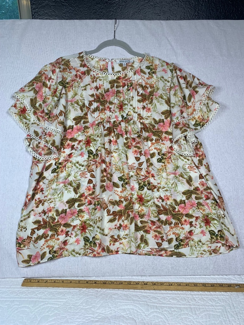 Rose & Olive sz 2x cream/pink floral blouse ruffle sleeve cottage core